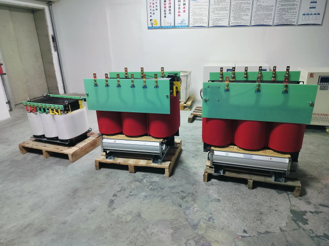 爱辉KS11-1000KVA矿用变压器